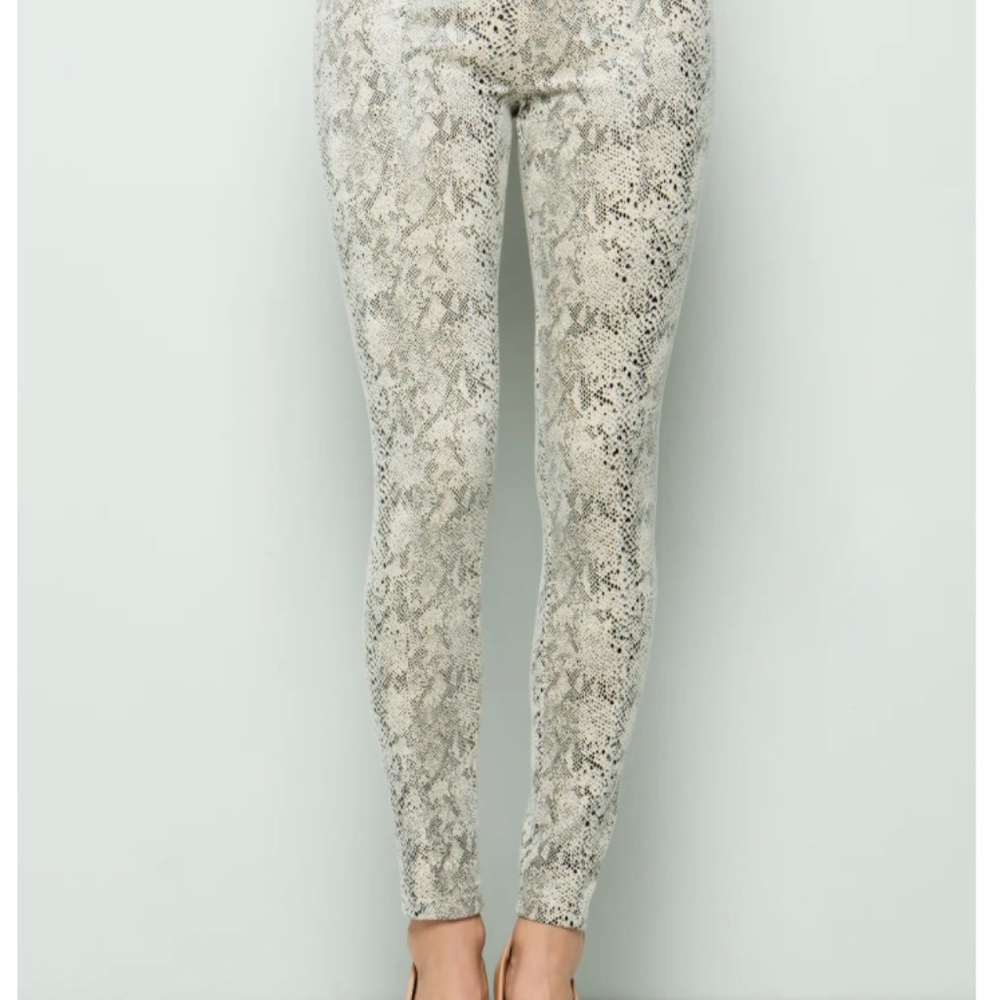 Faux snakeskin  leggings